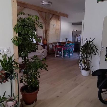 Belle Chambre Sur Terrasse A 3 Min De La Gare Burdeos Exterior foto